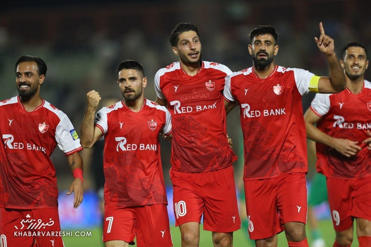 پرسپولیس با درخشش عمری و محبی شمس آذر را شکست داد / پرسپولیس , شمس آذر , لیگ برتر , محمد عمری , مهدی محبی