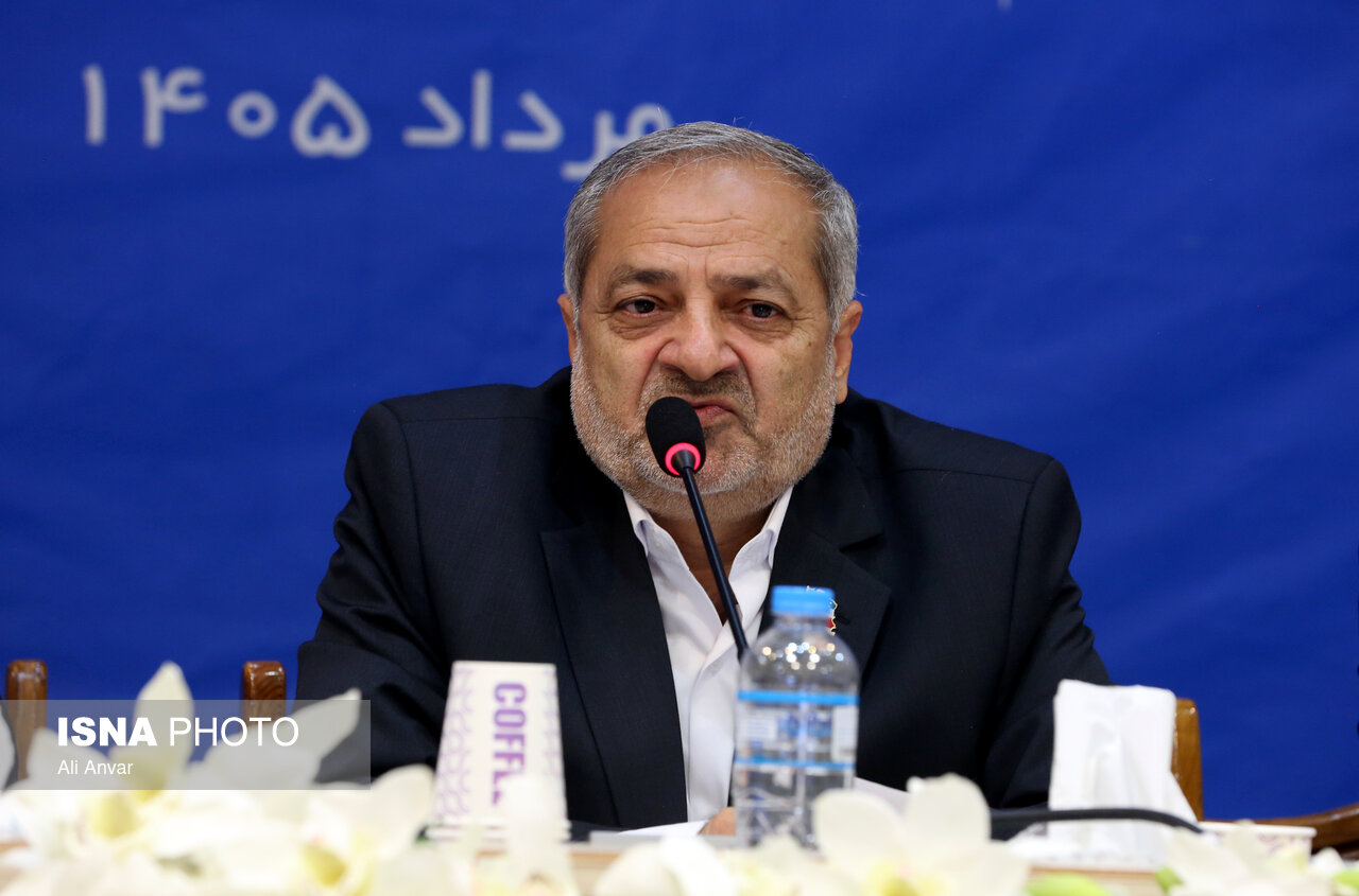 وزیر آموزش و پرورش: اتحادیه انجمنهای اسلامی دانشآموزان بخشی از بدنه تربیتی مدارس است / اتحادیه انجمنهای اسلامی دانشآموزان , وزیر آموزش و پرورش , تربیت انقلابی , تشکلهای دانشآموزی , مدارس