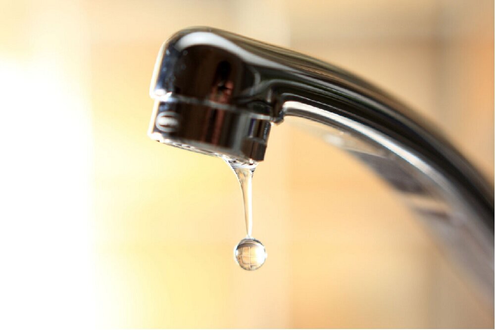 تأمین آب اردستان با دشواری همراه است؛ ۶۶۰۰ مترمکعب آب صرف کولرها میشود / تأمین آب , اردستان , کمبود آب , کولر آبی , مصرف آب