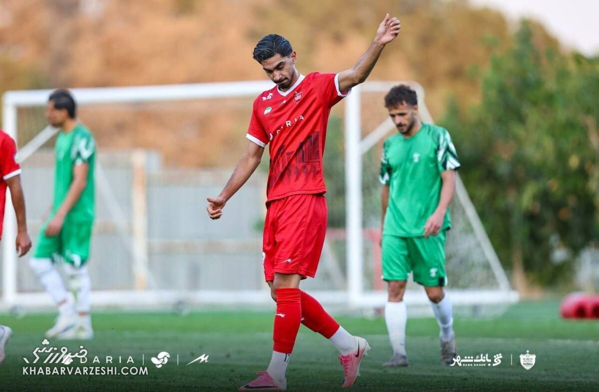 مهاجم جوان پرسپولیس فصل را از روی نیمکت آغاز میکند؛ ۸ گل در دیدارهای دوستانه / پرسپولیس , پوریا شهرآبادی , لیگ برتر , فوتبال ایران , علی علیپور