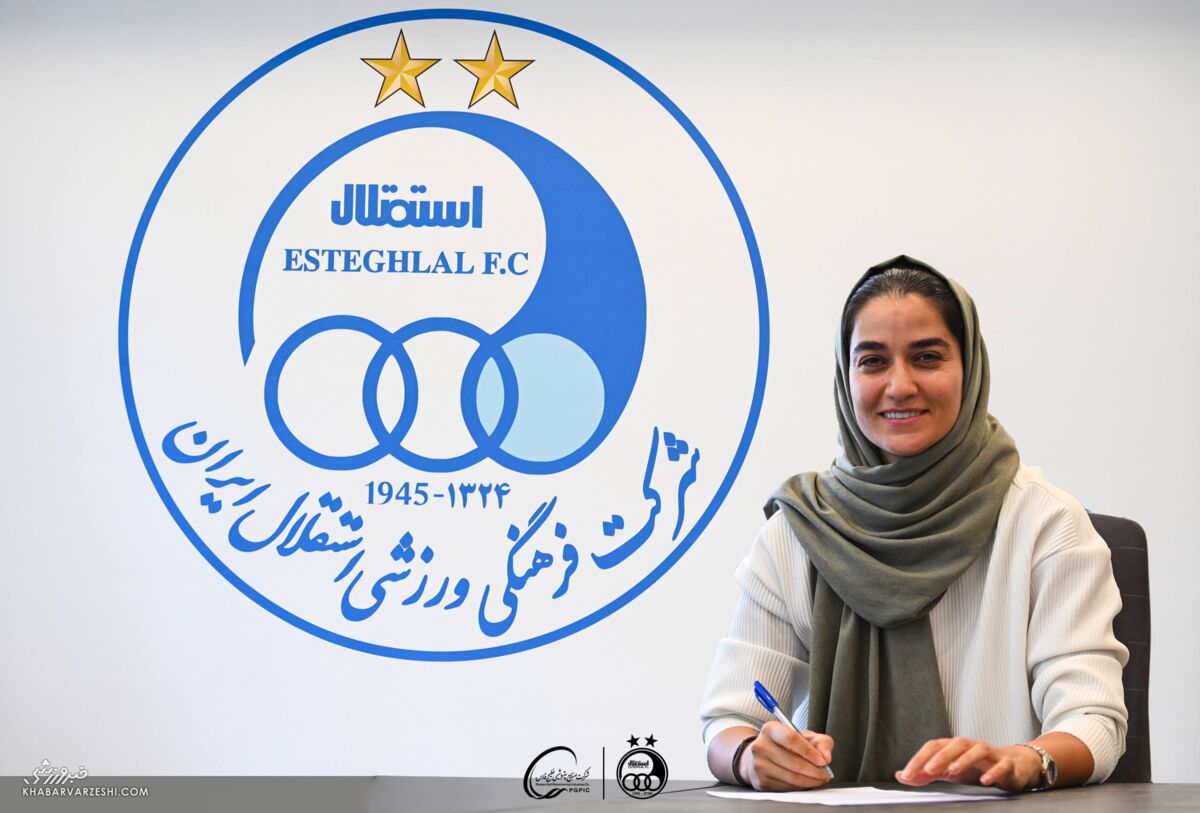 هاجر دباغی، رکورددار گلزنی سپاهان، آبیپوش شد؛ نخستین خرید تابستانی استقلال / هاجر دباغی , استقلال , فوتبال زنان , لیگ برتر , سپاهان