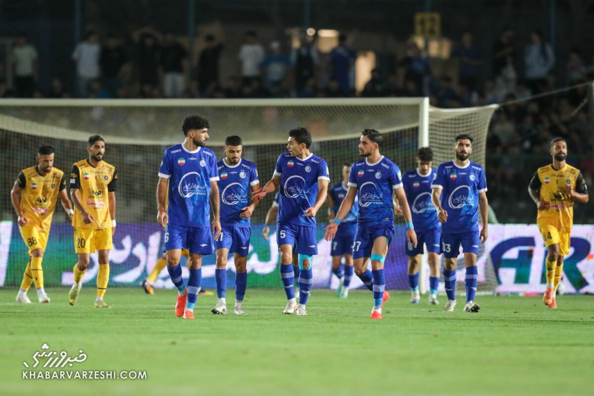 بختیاریزاده: استقلال با ۳ مدافع مرکزی، حریف را تحت فشار میگذارد / استقلال , سهراب بختیاریزاده , لیگ برتر , سیستم دفاعی , تاکتیک