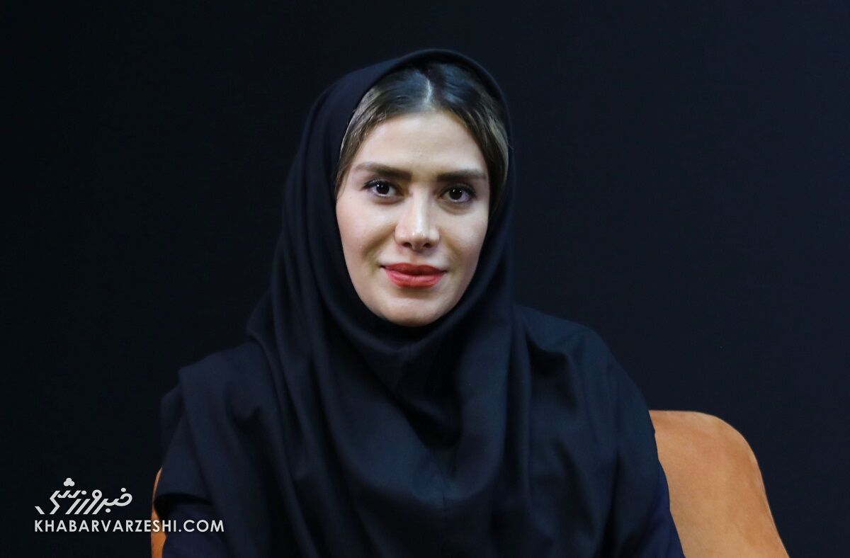 گلاره ناظمی پس از ۲۵ سال، از دنیای داوری فوتسال خداحافظی کرد / گلاره ناظمی , داوری فوتسال , خداحافظی داور , فوتبال ایران , داوران بین المللی