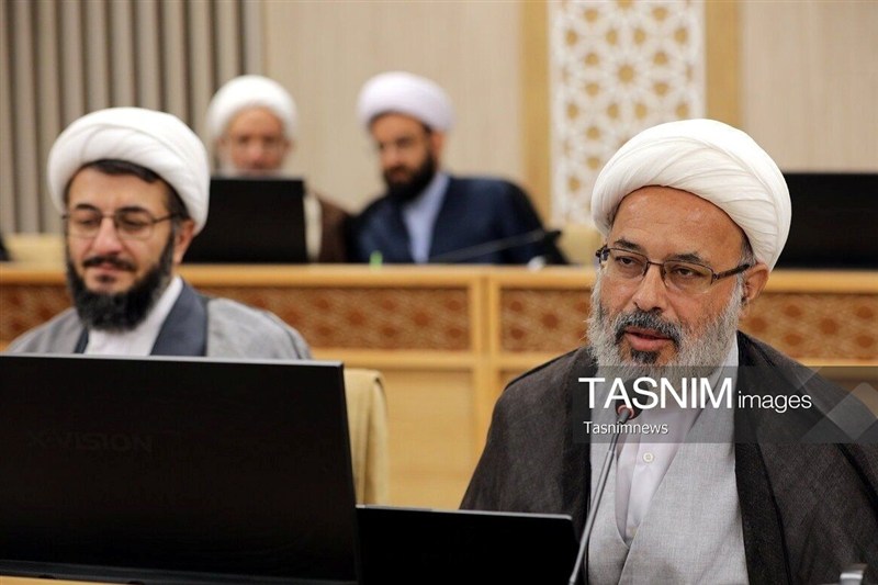 «عالم ربانی مجاهد راهبر» چشمانداز تربیتی حوزه است / اخبار قم - اخبار استانها