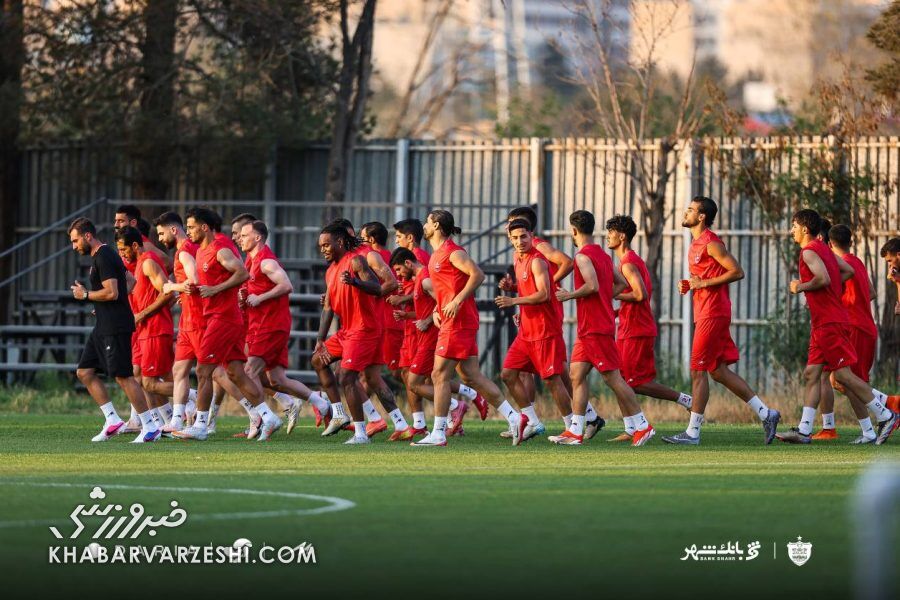 پرسپولیس در آستانه لیگ برتر؛ تمرینات پرفشار سرخپوشان ادامه دارد / پرسپولیس , لیگ برتر , فوتبال ایران , سرخپوشان , تمرینات