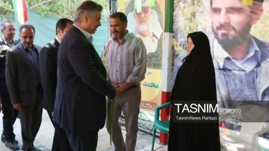 همزمان با هفته دولت؛ ادای احترام استاندار مرکزی به شهید سپهبد پاکپور / اخبار مرکزی - اخبار استانها