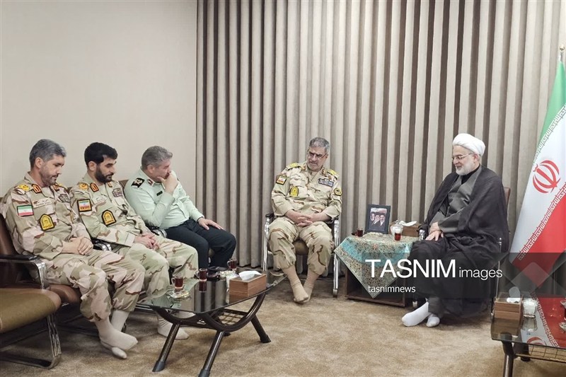سردار حاتمی: با تمام توان از مرزهای کردستان دفاع و خدمت میکنیم / اخبار کردستان - اخبار استانها