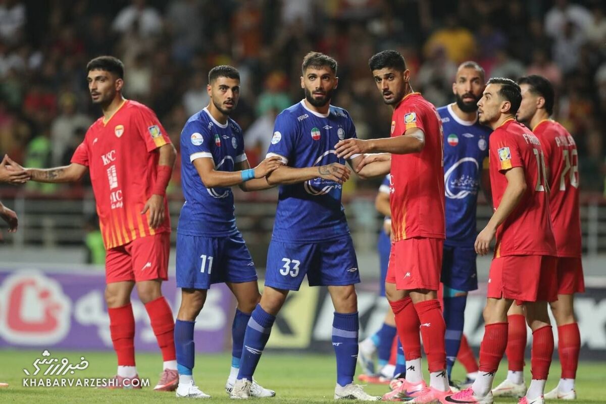 تراکتور با شکست چادرملو صدرنشین لیگ برتر شد؛ استقلال صدر را از دست داد / لیگ برتر , تراکتور , استقلال , صدرنشینی , نتایج هفته چهارم