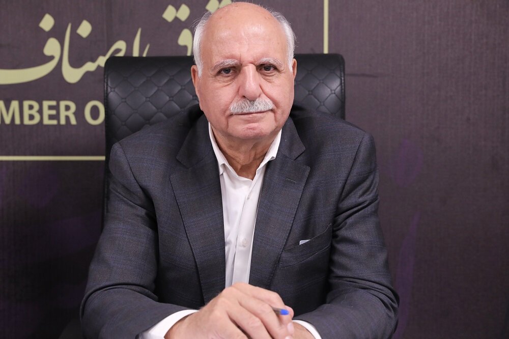 رئیس اتاق اصناف: اوراق گام ابزار مفیدی برای تامین مالی است/ خواستار تعویق یک ماهه شد / اوراق گام , تامین مالی , اصناف , فعالان اقتصادی , اقتصاد