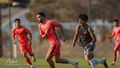 اورونوف به تمرینات پرسپولیس برگشت؛ آماده بازی با ملوان؟ / اورونوف , پرسپولیس , ملوان , تمرینات پرسپولیس , لیگ برتر