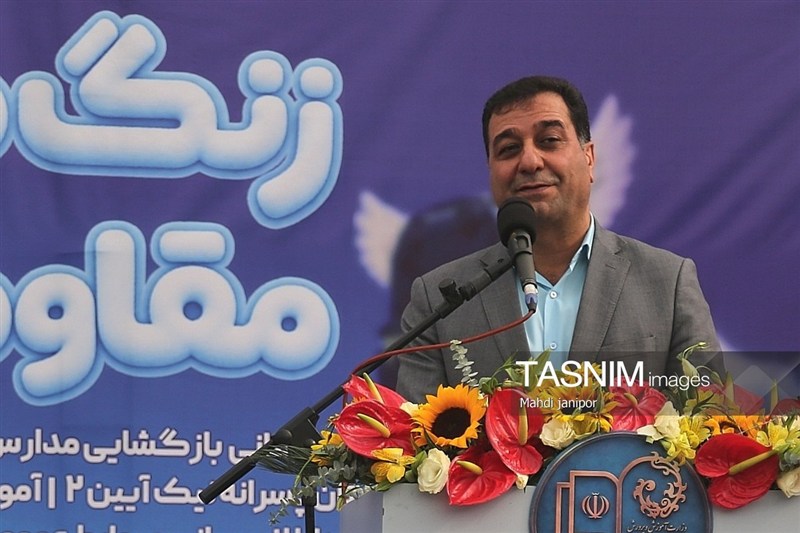 دانشآموزان باید برای فتح قلههای پیشرفت کشور آماده شوند / اخبار اصفهان - اخبار استانها