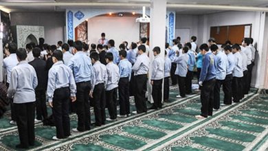 اقامه نماز در مدارس، استراتژی تربیتی نسل آینده / اخبار اردبیل - اخبار استانها