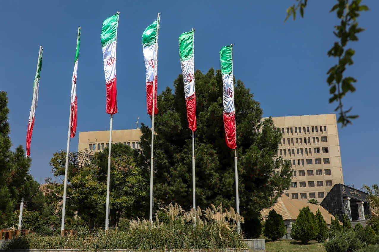 آیین اهتزاز پرچم جمهوری اسلامی ایران در دانشگاه شیراز / اخبار فارس - اخبار استانها