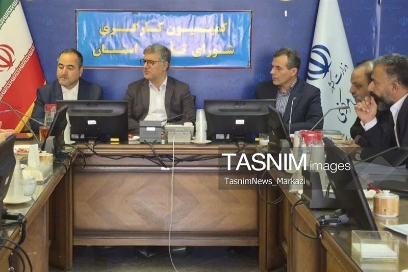 مطالبات کارگران در استان مرکزی باید با جدیت پیگیری شود / اخبار مرکزی - اخبار استانها