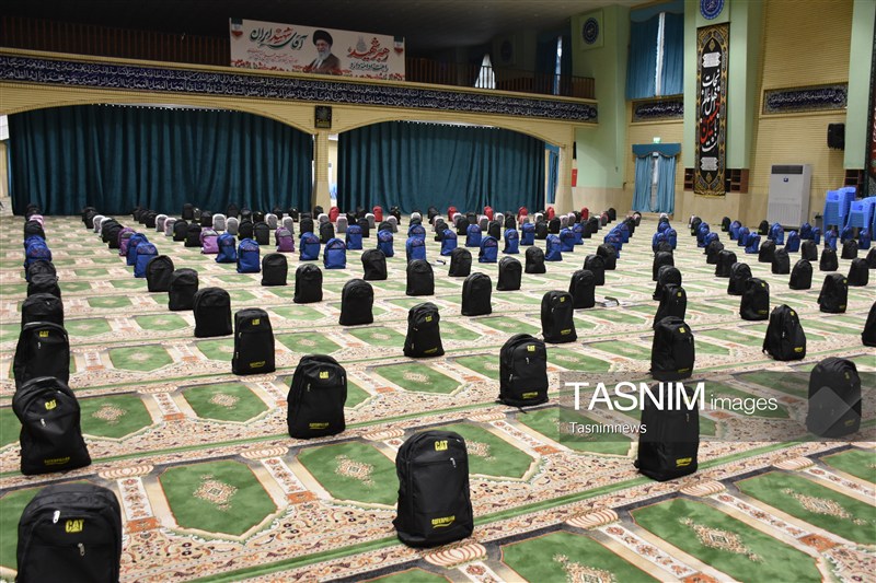 توزیع 4 هزار بسته نوشتافزار توسط بسیجیان و جهادگران گرگانی / اخبار گلستان - اخبار استانها