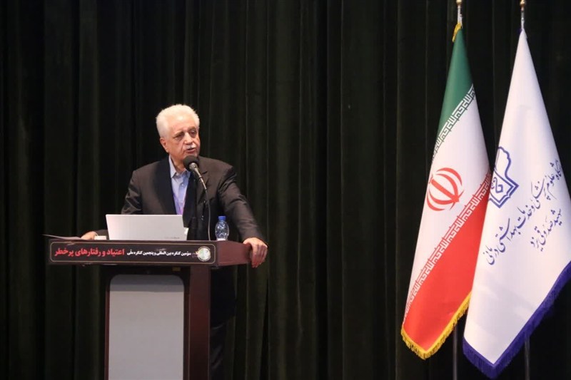 هشدار درباره چهره جدید اعتیاد؛از مواد نوظهور تا وابستگیهای فضای مجازی / اخبار یزد - اخبار استانها