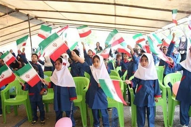 زنگ شکوفهها در خراسان جنوبی نواخته شد؛ آغازمدرسه برای 14779 کلاساولی / اخبار خراسان جنوبی - اخبار استانها