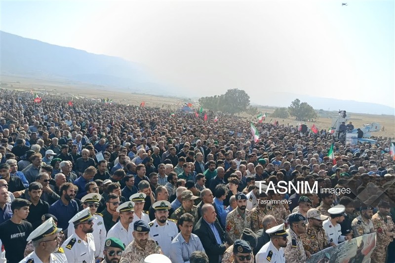 پیکر تکاور شهید سید مالک موسویتبار تا خانه ابدی بدرقه شد+تصاویر / اخبار کهگیلویه و بویراحمد - اخبار استانها