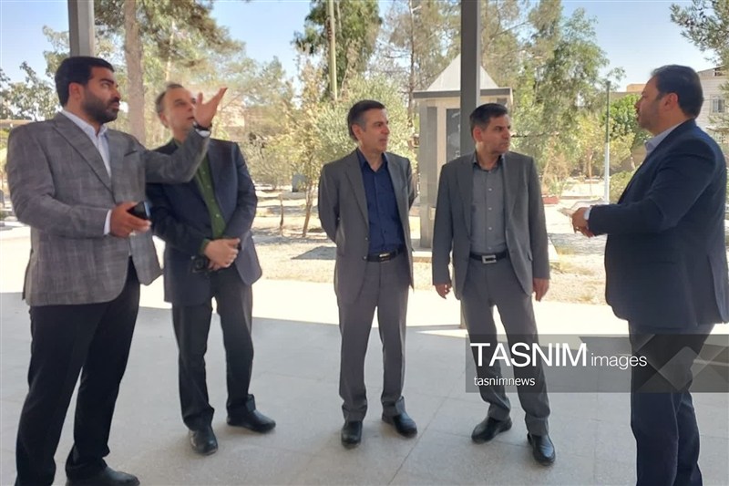 بازدید مسئولان کشوری از طرحهای عمرانی و خدماتی روستاهای کهریزک / اخبار استان تهران - اخبار استانها