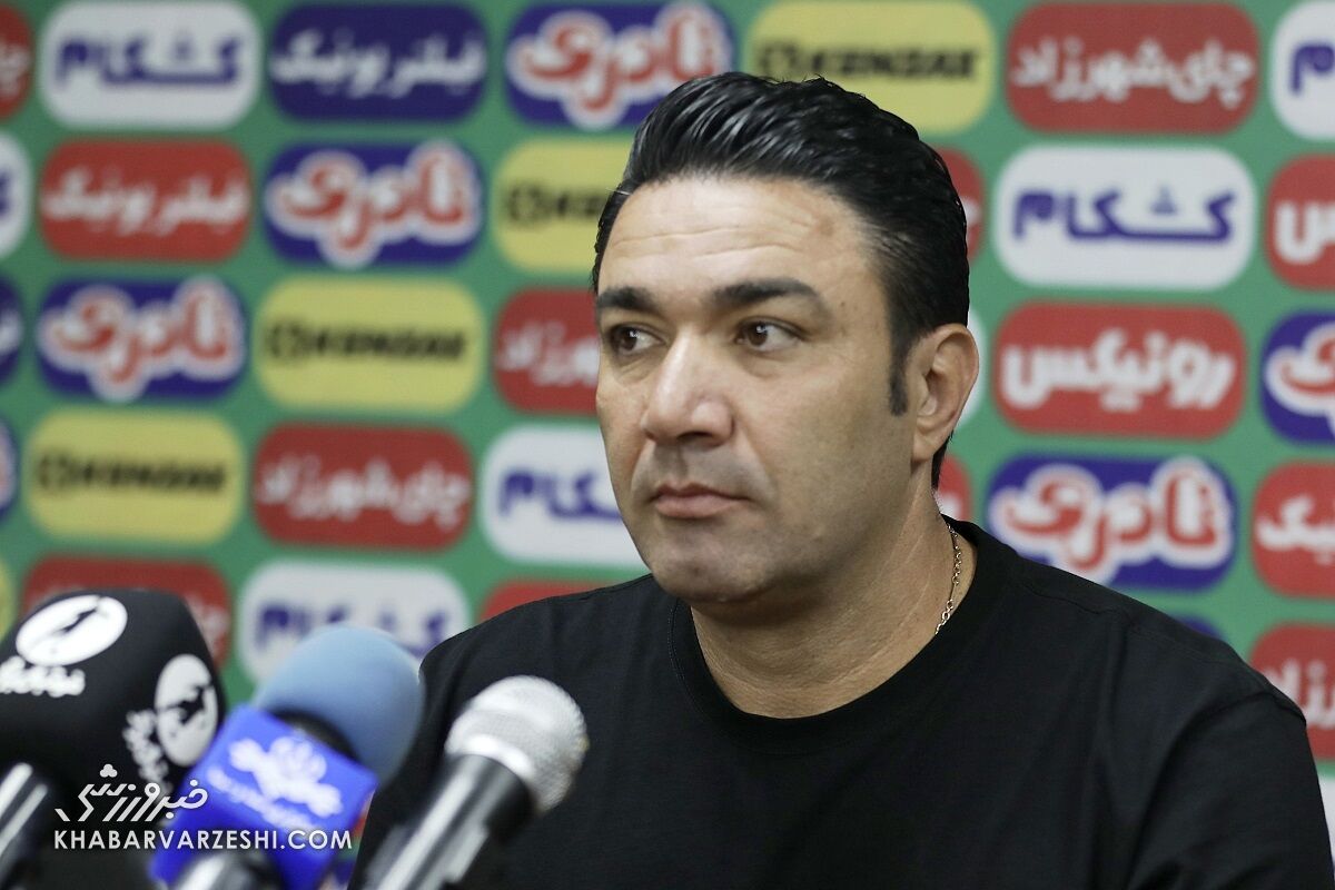 نکونام: ترابی و هاشمنژاد بازی با گلگهر را از دست دادند؛ منتظر مربی بدنساز اسپانیایی هستیم / جواد نکونام , تراکتور , گل گهر , نقل و انتقالات , لیگ برتر