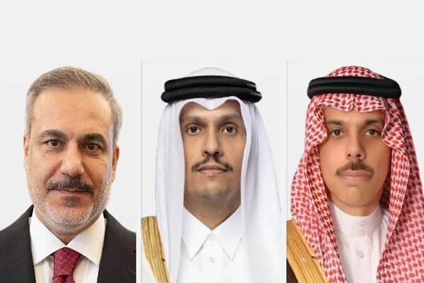 رایزنی وزرای خارجه ترکیه، قطر و عربستان درباره تحولات منطقه