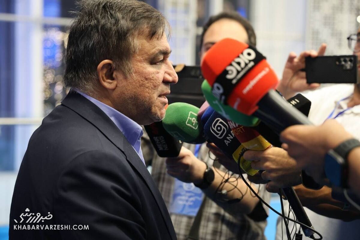استقلال: قانونی بودن حضور آسانی قطعی است؛ شکایتهای استقلال از پرسپولیس هم رسیدگی میشود / استقلال , پرسپولیس , یاسر آسانی , علی تاجرنیا , لیگ برتر