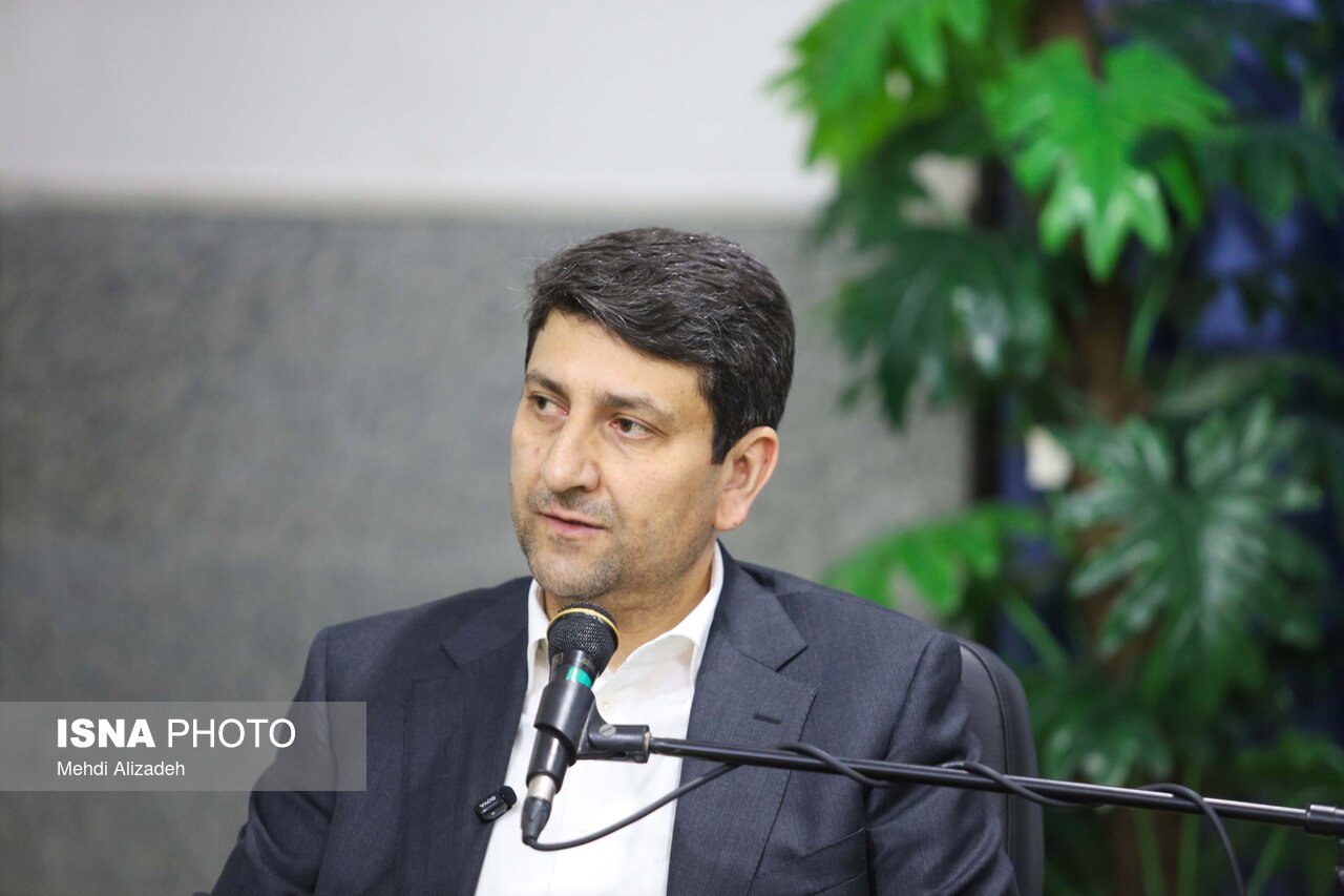 وزیر ارتباطات: توسعه فیبر نوری با سرعت خوبی در حال انجام است و شمار مشترکان از ۴۰۰ هزار به بیش از ۲ میلیون نفر رسید / فیبر نوری , وزیر ارتباطات , مشترکان , توسعه , اینترنت
