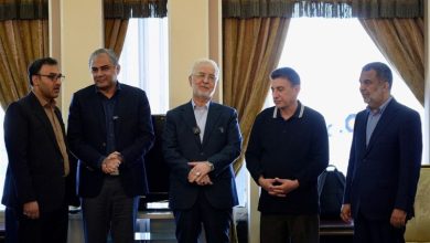 دیدار مومنی با سرمربی و اعضای تیم ملی فوتبال کشورمان / اخبار سیاسی روز , اخبار دولت