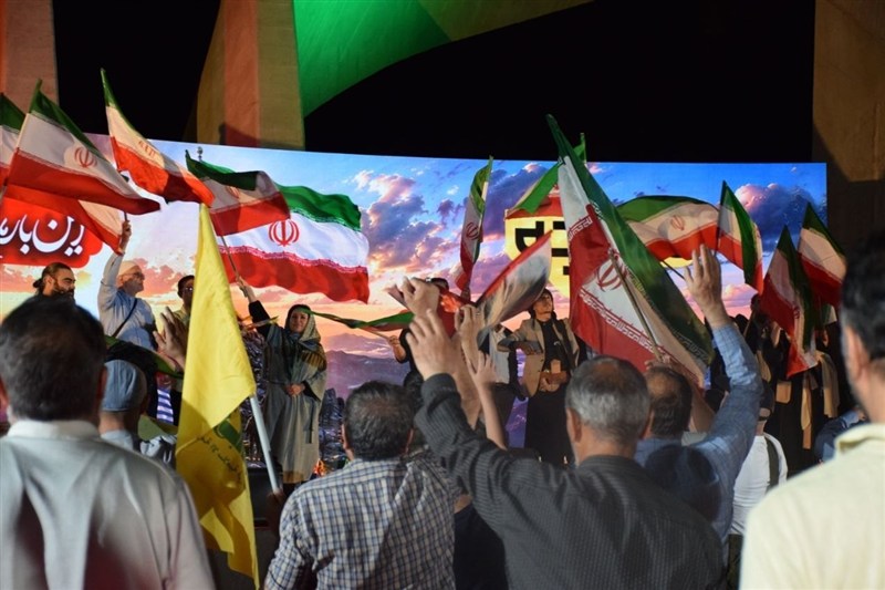 دانشجویان حاضر در کلاس پاسداری از ایران؛ وقتی میدان خیابان تعطیل نشد / اخبار سیاسی روز , اخبار سیاست داخلی