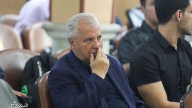 واکنش علی پروین به دربی ۹۵: بیرانوند بهترین بود، طارمی اهل شبزندهداری نیست / علی پروین , دربی , پرسپولیس , علیرضا بیرانوند , مهدی طارمی