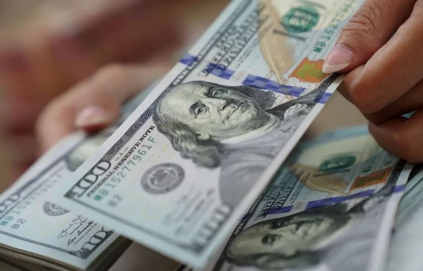 کاهش سهم دلار از ذخایر ارزی جهان؛ بانک فدرال رزرو نیویورک: دلارزدایی نیست / دلار , ذخایر ارزی , بانک فدرال رزرو , دلارزدایی , اقتصاد جهانی