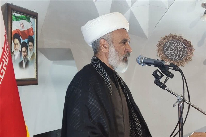 خطیب جمعه بیرجند:گرانی و صفهای بنزین را نمیتوان به جنگ نسبت داد / اخبار خراسان جنوبی - اخبار استانها