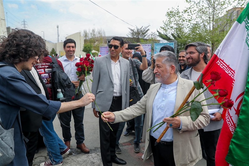برگزاری آغاز سال تحصیلی در واحد علوم و تحقیقات با حضور رنجبر / اخبار سیاسی روز , اخبار حوزه علمیه و دانشگاه