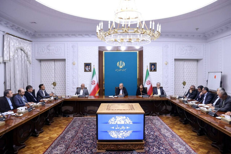 پزشکیان: برقراری عدالت در حملونقل عمومی و همگانی ضروری است / پزشکیان , حمل و نقل , عدالت , اقتصاد , عمومی