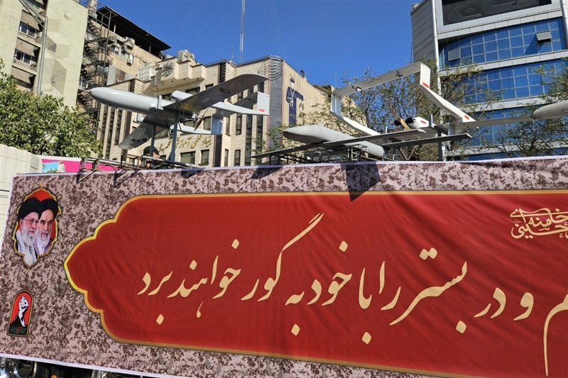 ببینید|نمایش پهپادهای ایرانی در رزمایش بزرگ «جانفدای ایران» / اخبار سیاسی روز , اخبار نیروهای مسلح ایران