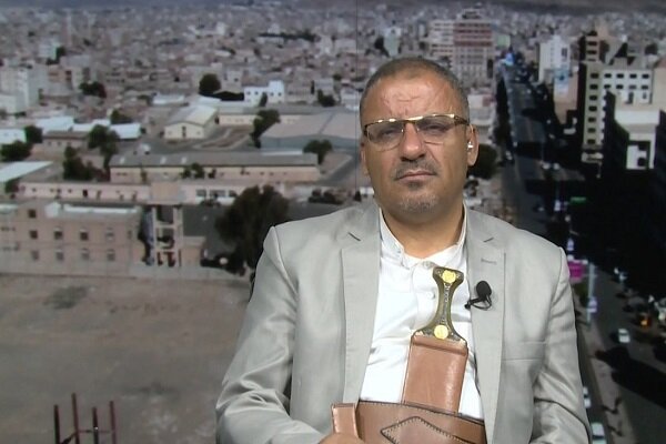 عضو دفتر سیاسی انصارالله: پیروزی یمنیها اردوی ریاض را به هم ریخته است
