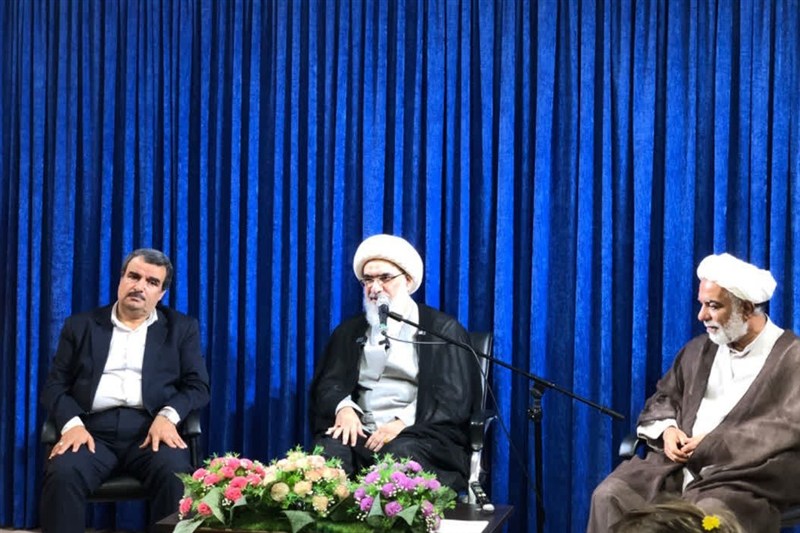 آیتالله صفاییبوشهری: شهدا آغازگر حیاتی جاویدان در تاریخ کشور هستند / اخبار بوشهر - اخبار استانها