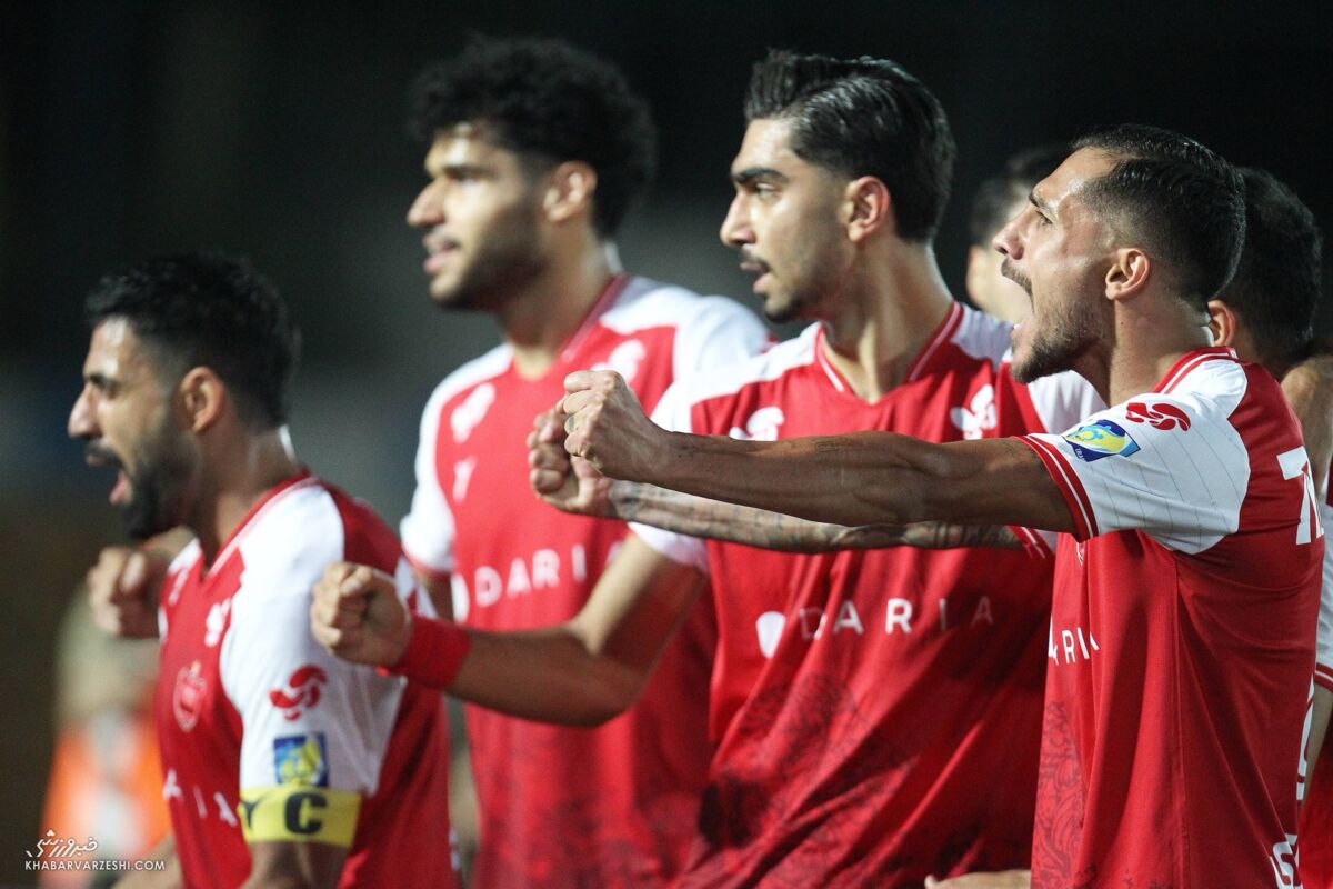 پرسپولیس با برد مقابل ذوبآهن، استقلال را در جدول پشت سر گذاشت / پرسپولیس , ذوب آهن , لیگ برتر , جدول , مهدی تارتار