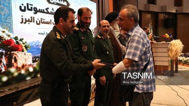 روایت تسنیم از دیدار تاریخی رزمندگان دفاع مقدس/هنوز بوی جبهه میآید / اخبار البرز - اخبار استانها