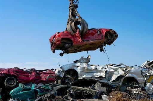 آغاز ثبتنام اسقاط خودروهای فرسوده؛ ارزش هر گواهی اسقاط ۱۸۰ میلیون تومان / اسقاط خودرو , خودروی فرسوده , گواهی اسقاط , نوسازی ناوگان , حمل و نقل