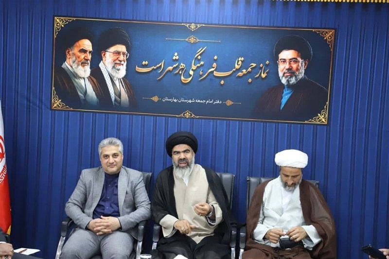 تأکید امامجمعه بهارستان بر نهادینهسازی انضباط اجتماعی / اخبار استان تهران - اخبار استانها