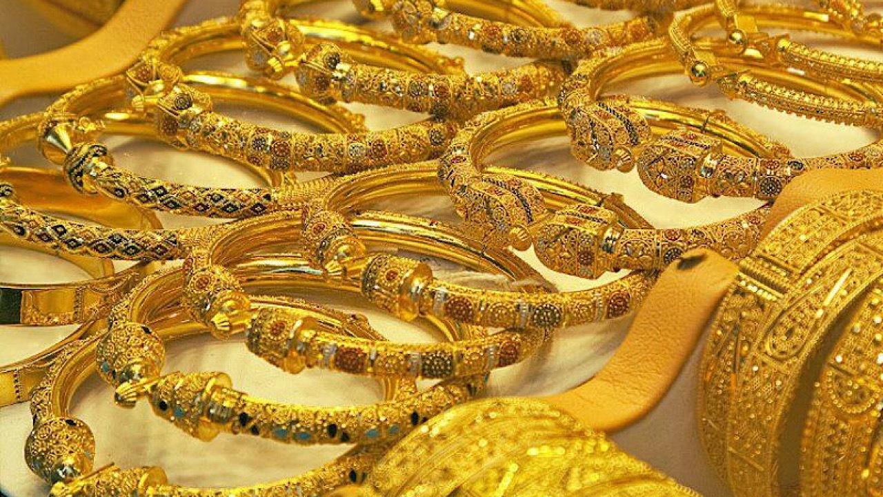 ممنوعیت خرید و فروش طلای بدون کد رهگیری در پایتخت؛ بیش از ۱۳۰۰ واحد دارای کد معتبر / استاندارد , مصنوعات طلا , کد شناسایی , استان تهران , بازرسی