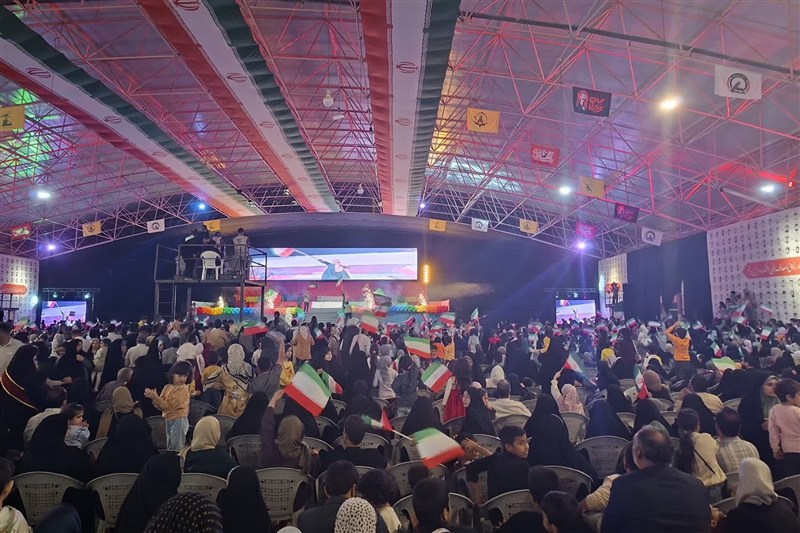 «ستارهها» در بیرجند درخشیدند؛ روایت حماسه 2400 شهید برای کودکان / اخبار خراسان جنوبی - اخبار استانها