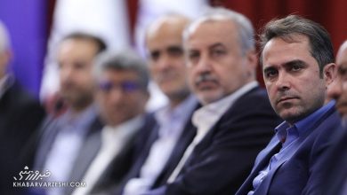 تصویر تلخ در مراسم ختم؛ انزوا و بیتوجهی مدیران سابق و فعلی استقلال به یکدیگر / استقلال , علی خطیر , تاجرنیا , مدیریت استقلال , حواشی فوتبال