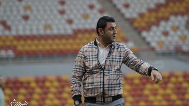 واکنش مربی پرسپولیس به کمبازی کردن اورونوف؛ 'بازیکن حساسی است و باید مدیریتش کنیم' / پرسپولیس , استقلال , دربی , اورونوف , وحید فاضلی