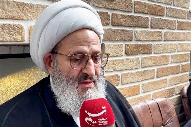 مقام معظم رهبری با هدایت الهی مسیر صحیح را برای جامعه ترسیم میکنند / اخبار قم - اخبار استانها