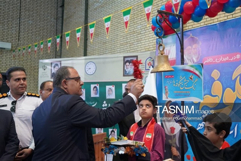 آغاز «جشن شکوفهها» و سال تحصیلی کلاس اولیها در بوشهر / اخبار بوشهر - اخبار استانها