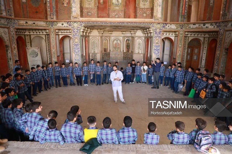 برگزاری «اردو گشت شهری» ویژه دانشآموزان با محوریت میراث فرهنگی کاشان / اخبار کاشان - اخبار استانها