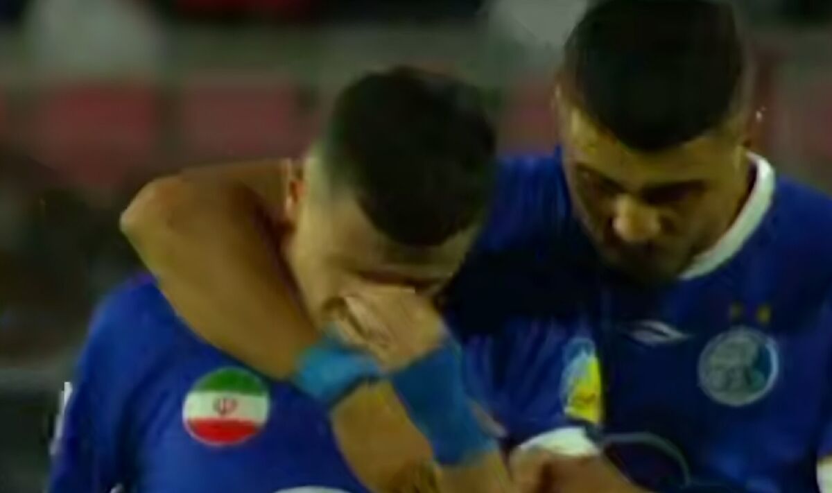 بحران در آبیهای پایتخت؛ پنجره نقل و انتقالات استقلال بسته ماند / پنجره نقل و انتقالات , باشگاه استقلال , لیگ برتر , نقل و انتقالات فوتبال , بحران استقلال