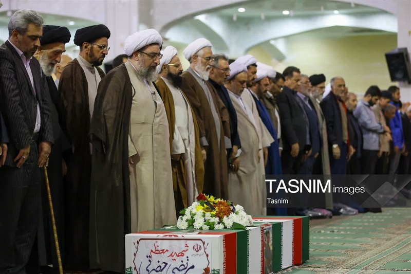 تشییع پیکر شهید مرتضی حضرتی بر دستان مردم ولایتمدار تبریز / اخبار آذربایجان شرقی - اخبار استانها